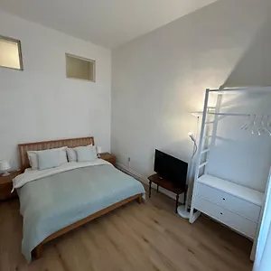 ripa-grande-apartment.emilia-romagnahotels.net/