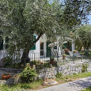 melograno-guest-house-finalborgo.hotelitalianriviera.com/